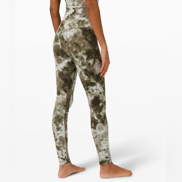 Lululemon Align Pant 28" 
Diamond Dye Light Sage Army Green Dark Olive - Picture 4 of 8